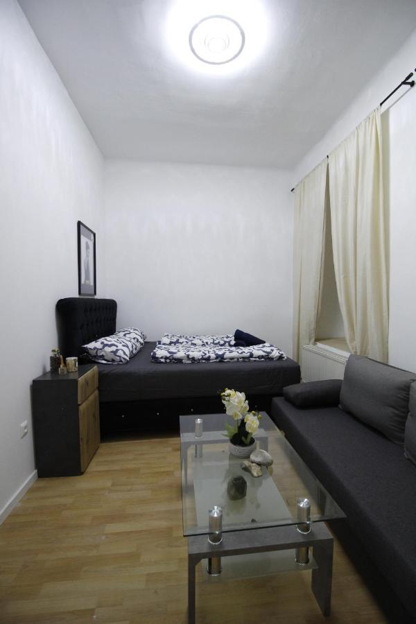 Comfort Triple Room Th Viena Exterior foto